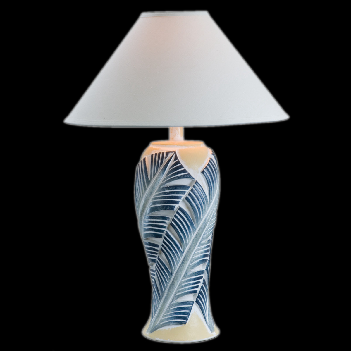banana leaf table lamp